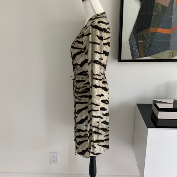 Michael Kors zebra print wrap dress size P/M - Picture 4 of 6